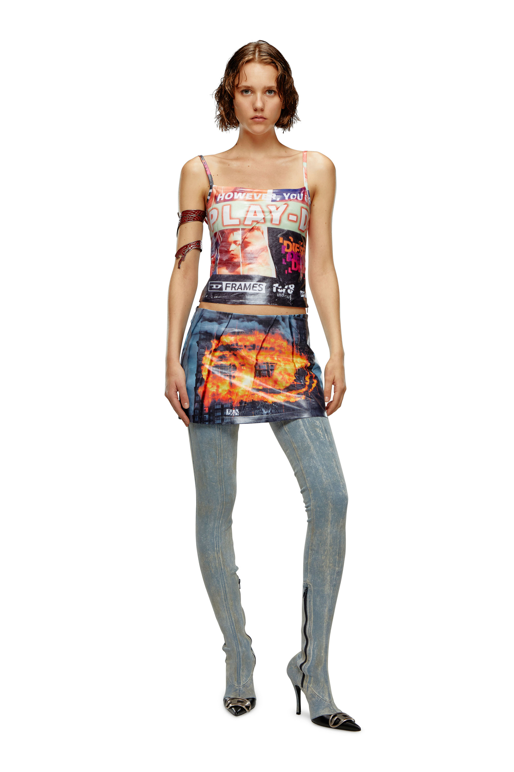 Diesel - O-HUNT, Woman's Short skirt with poster print in Red/Blue - 2