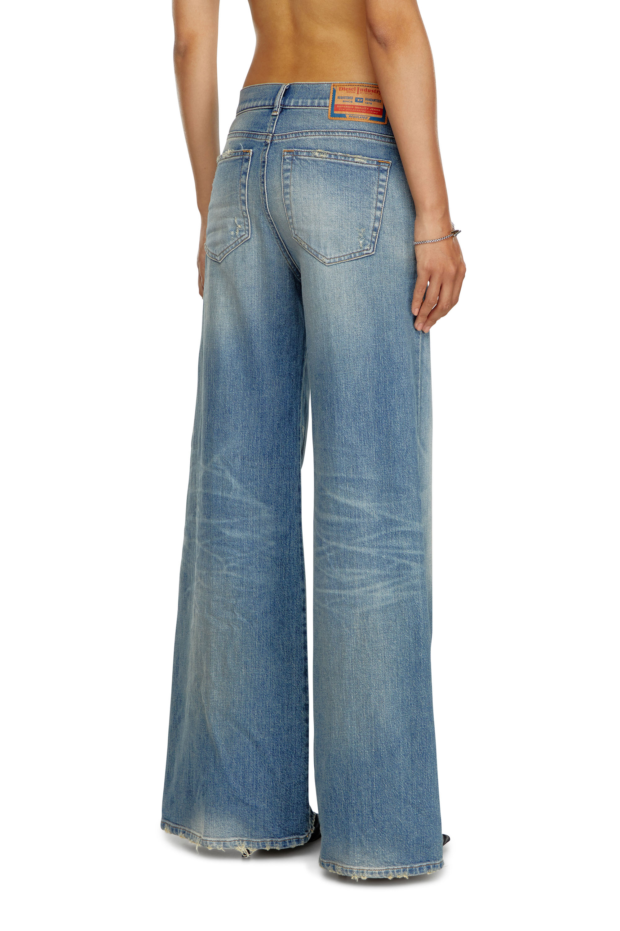 Diesel - Woman's Flare Jeans 1978 D-Akemi 09J44, Medium blue - 4