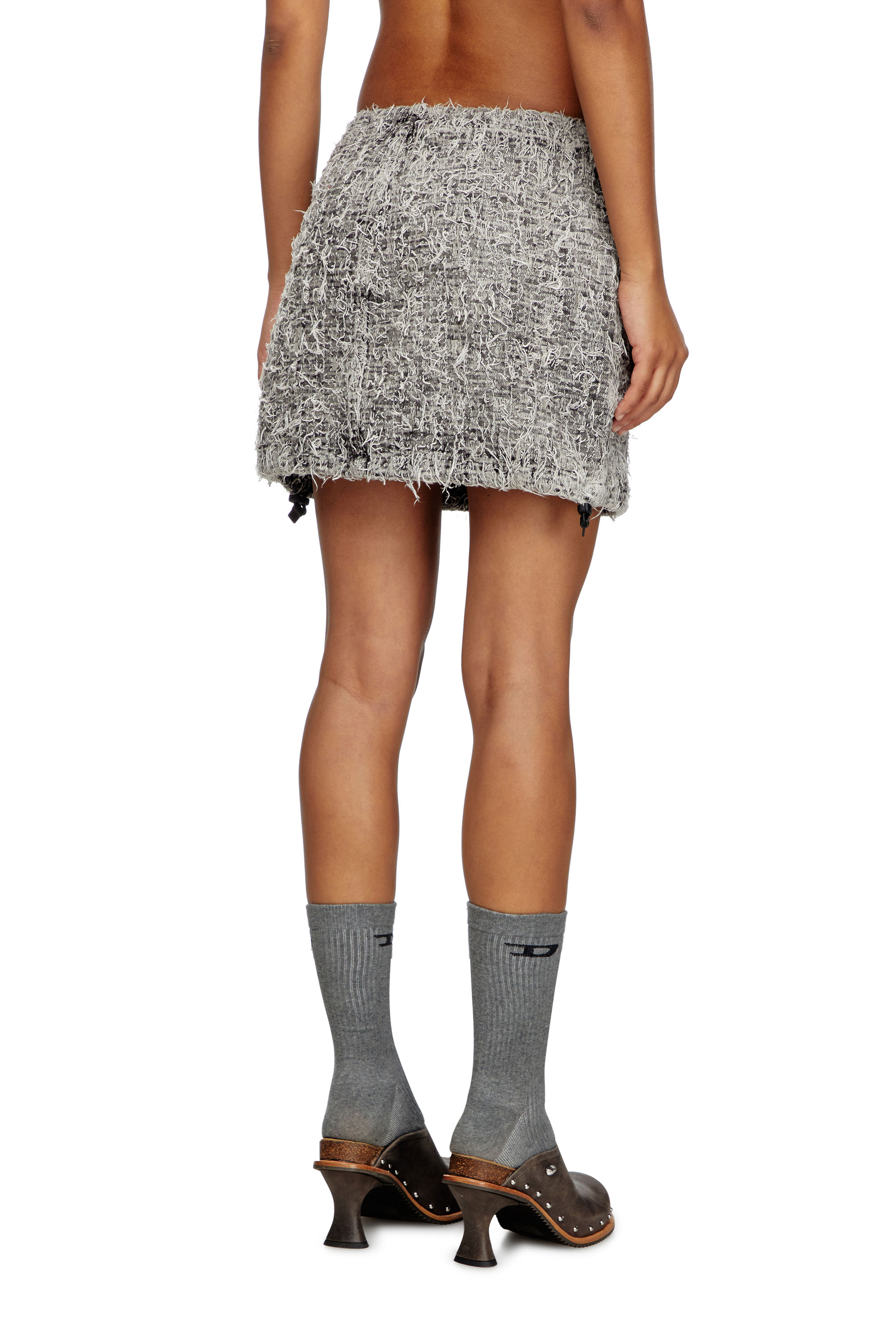 Diesel - DE-MINI-S, Minifalda en denim bouclé Mujer in Gris - 4