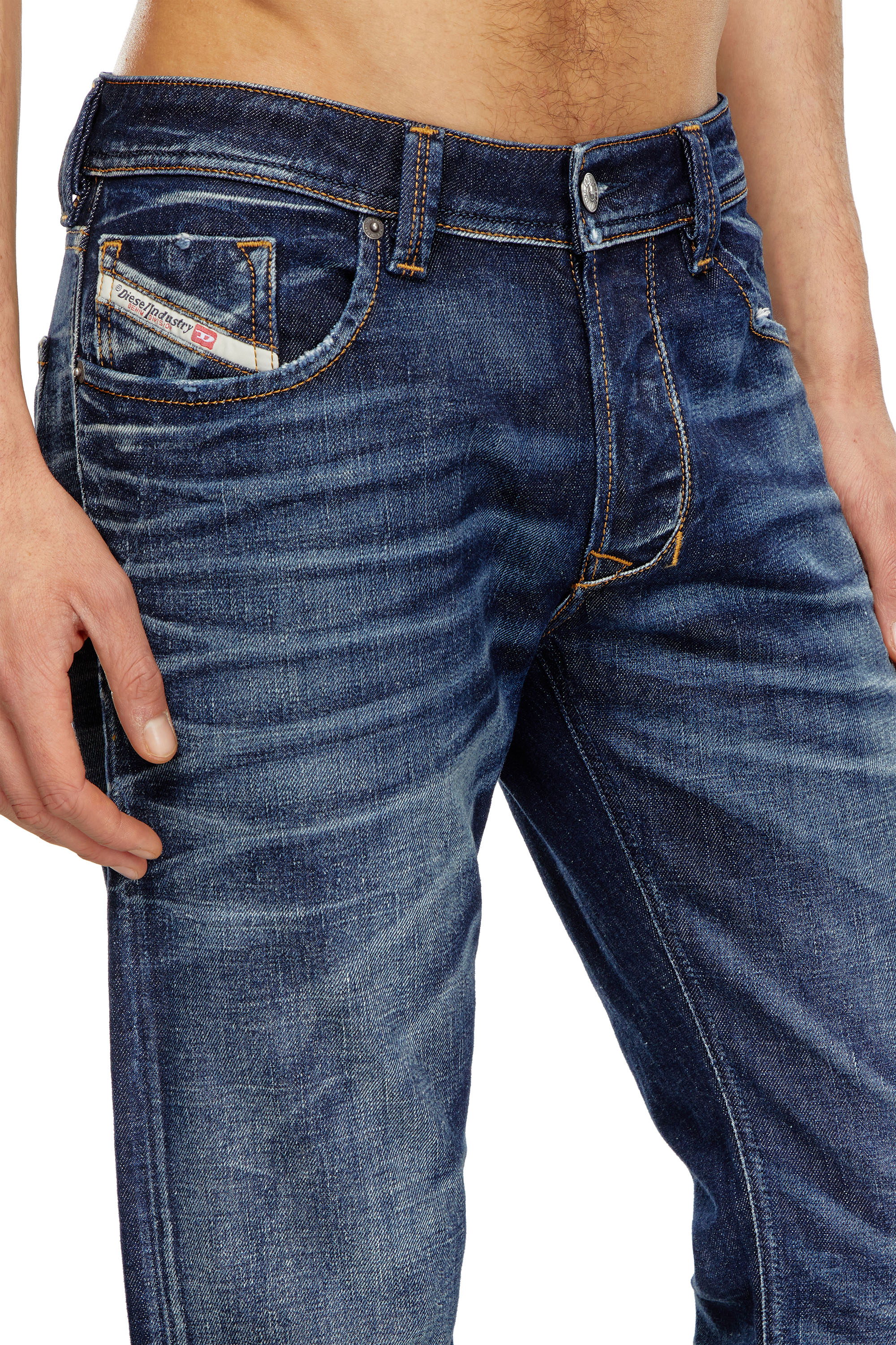 Diesel - Man's Regular Jeans 1985 Larkee 09J90, Dark Blue - 4