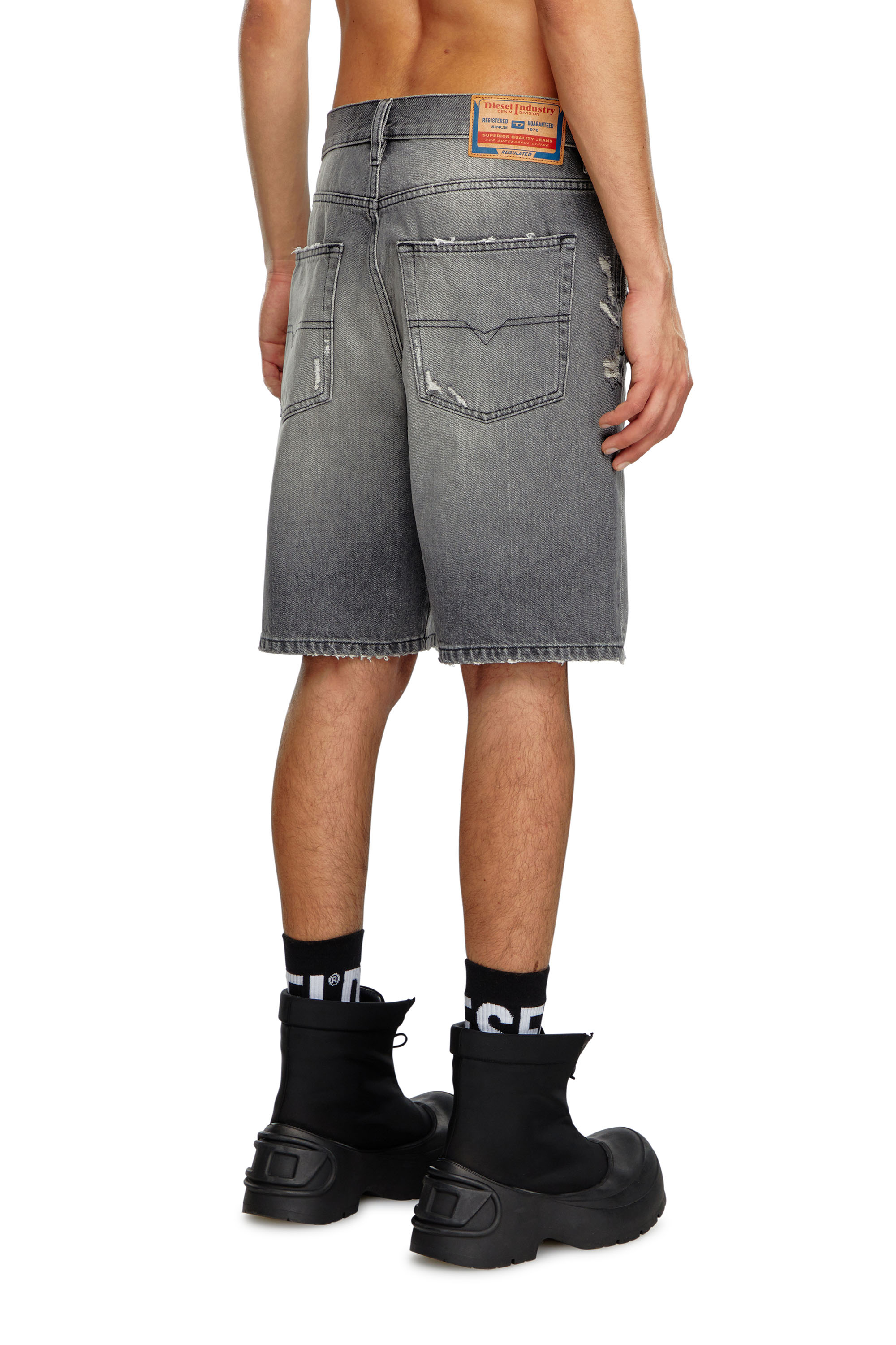 Diesel - REGULAR-SHORT, Man's Denim shorts in Dark grey - 3