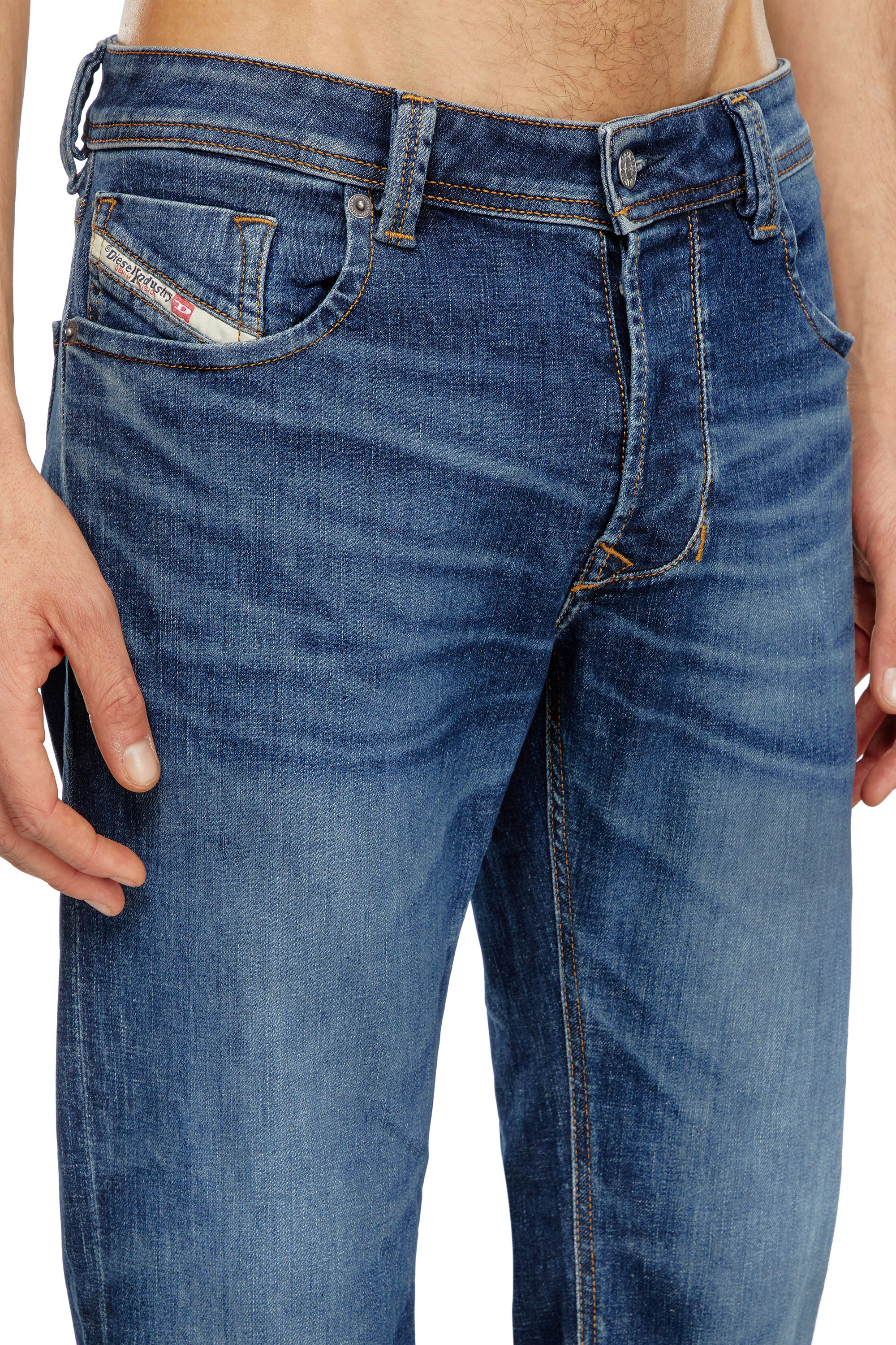 Diesel - Regular Jeans 1985 Larkee 09J47 Hombre, Azul Oscuro - 4