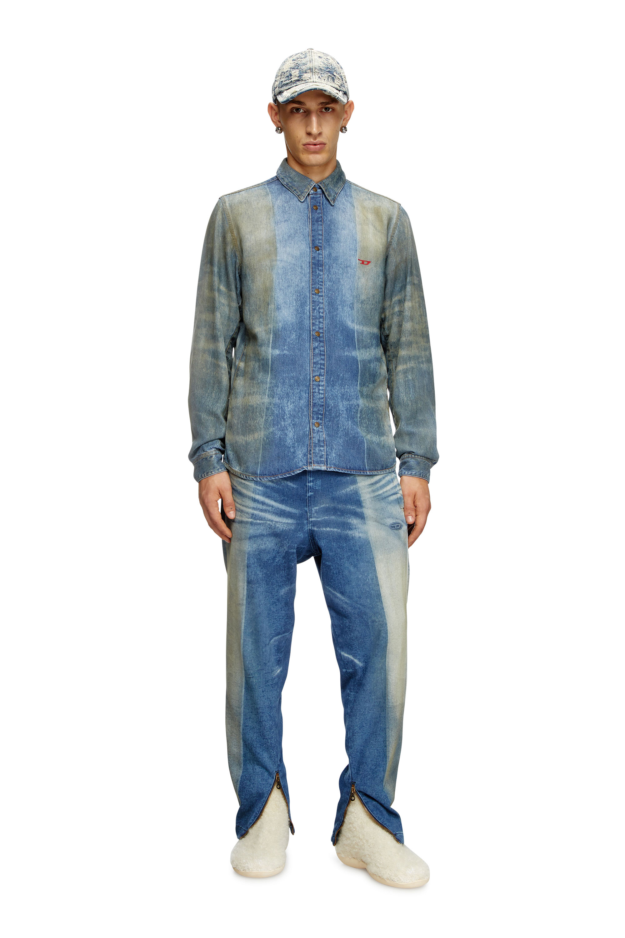 Diesel - D-FITTY-FSF, Man's Denim shirt with solarised folds in Medium blue - 4