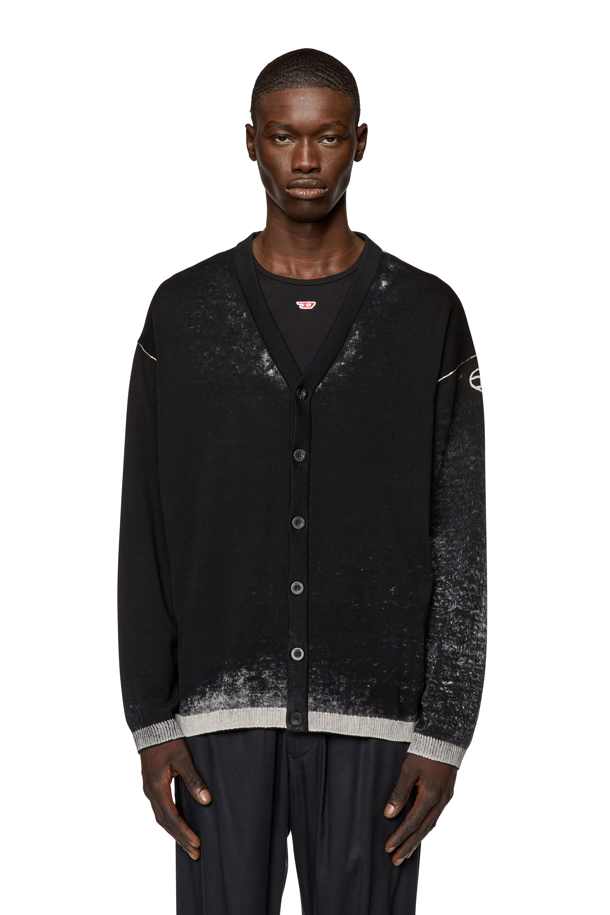 Diesel - K-LARENCE-CARDIGAN-B, Chaqueta de punto de algodón con estampado invertido Hombre in Negro - 5