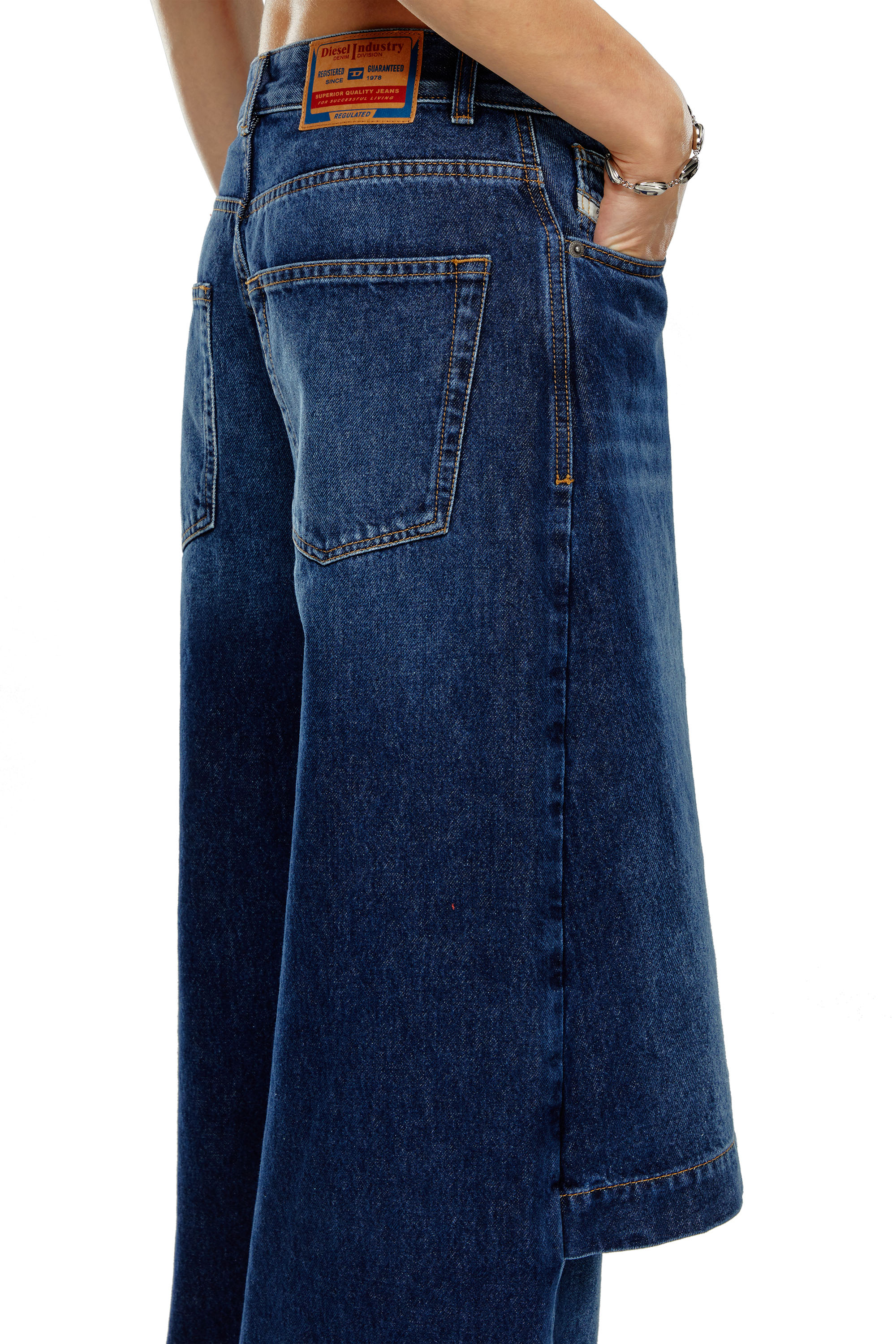 Diesel - Relaxed Jeans D-Syren 0DBCF Mujer, Azul Oscuro - 4