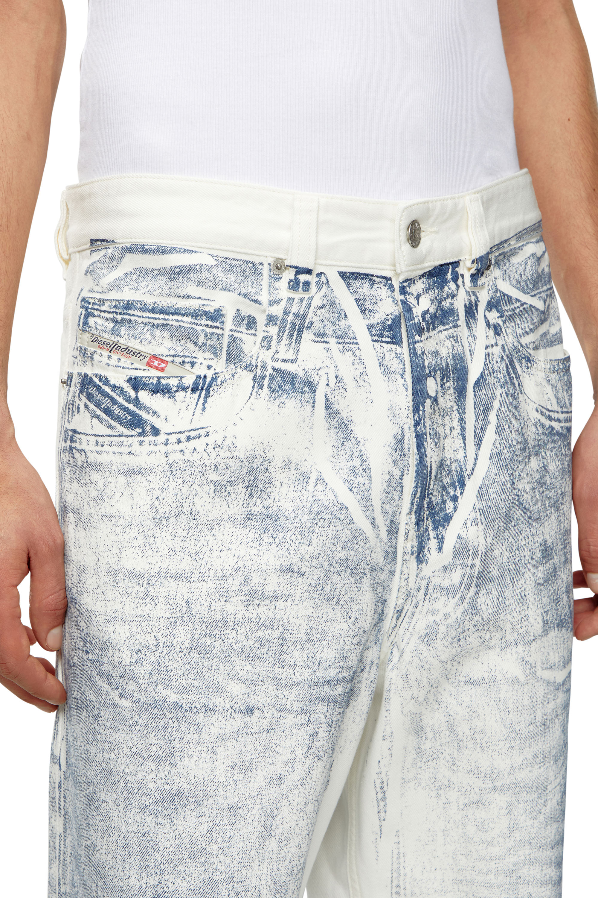 Diesel - Man's Relaxed Jeans 2001 D-Macro 09I73, White - 5