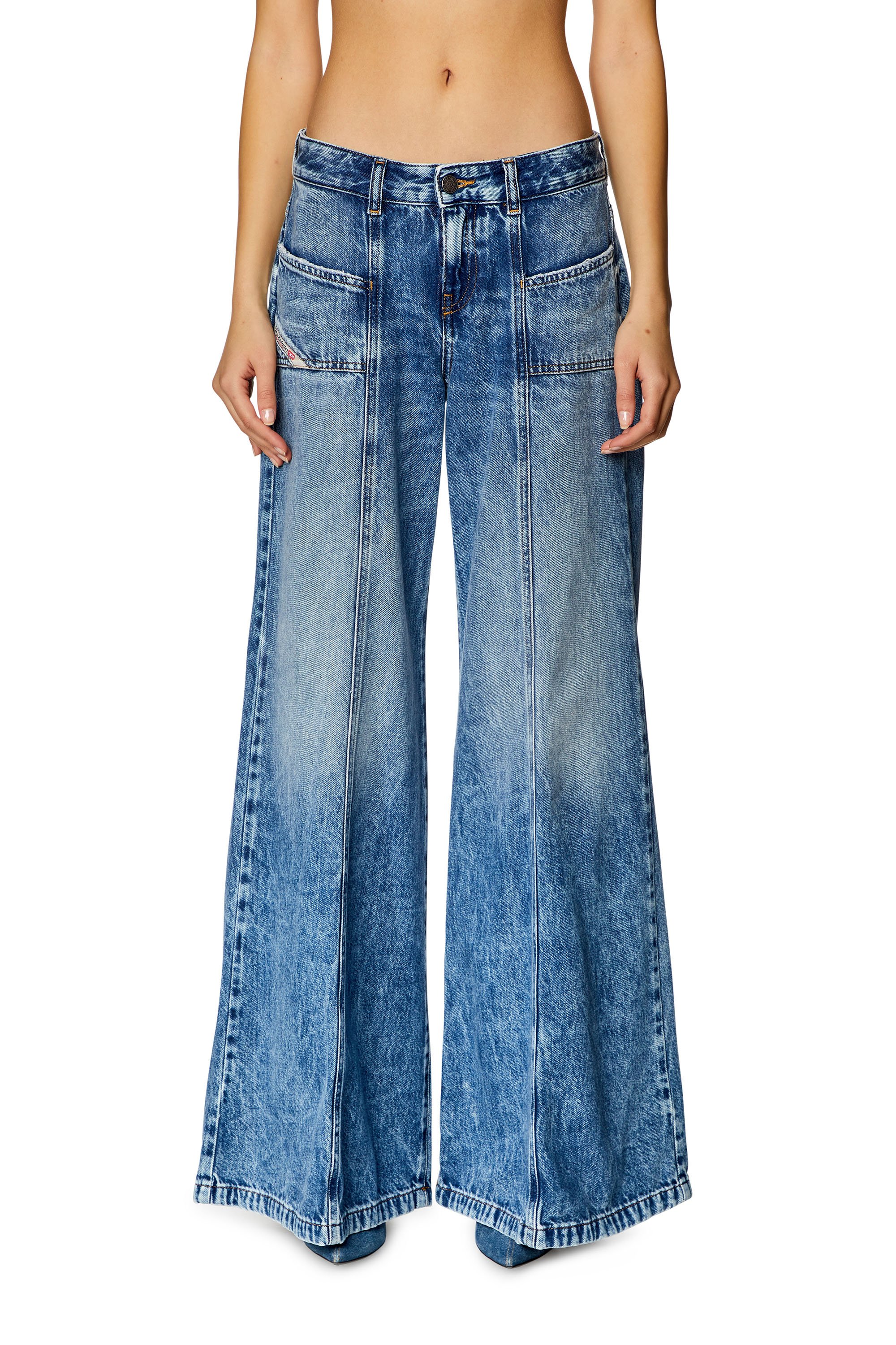 Diesel - Flare Jeans D-Akii 09H95 Mujer, Azul medio - 1