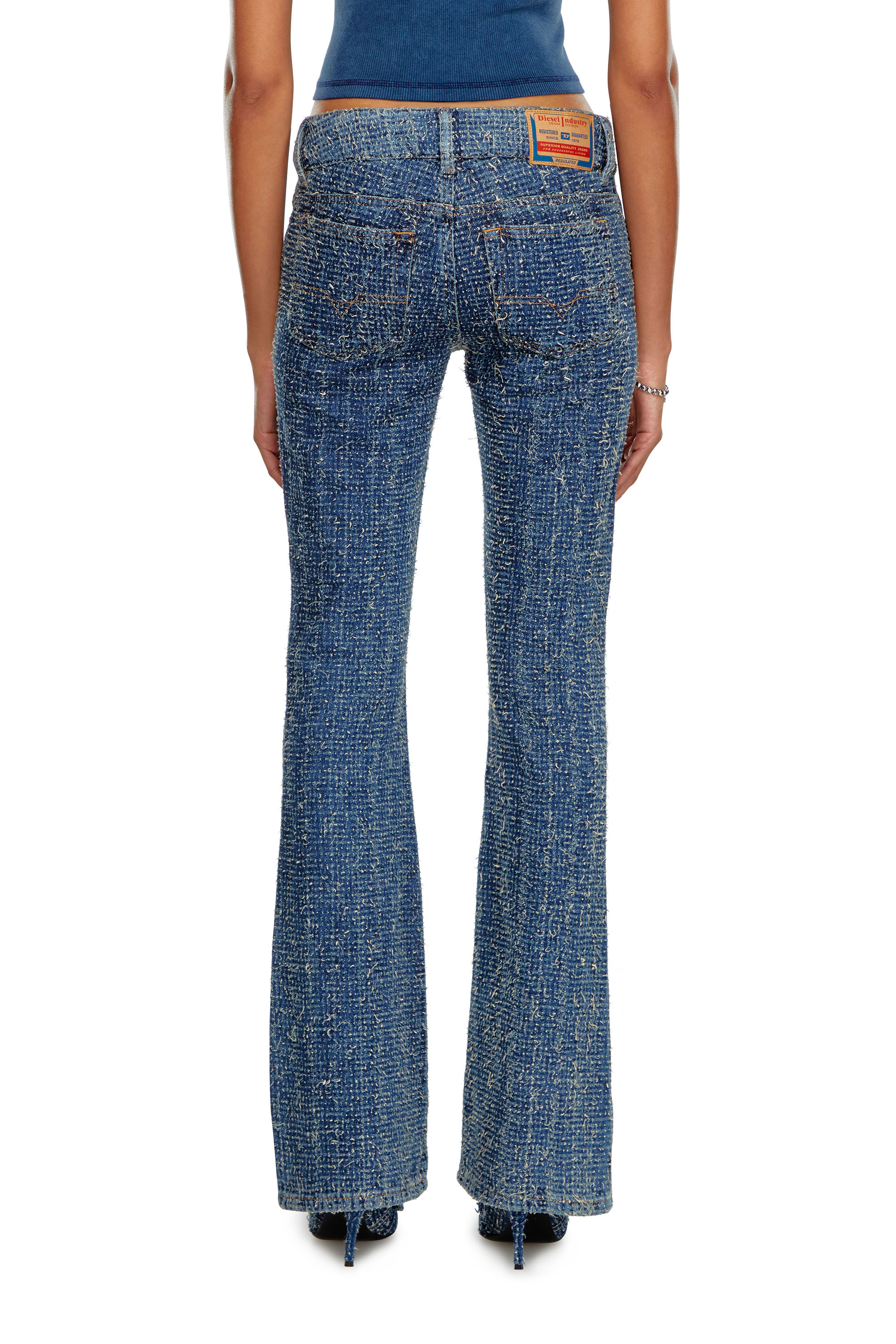 Diesel - Bootcut Jeans D-Ebush 0PGAH Mujer, Azul medio - 4