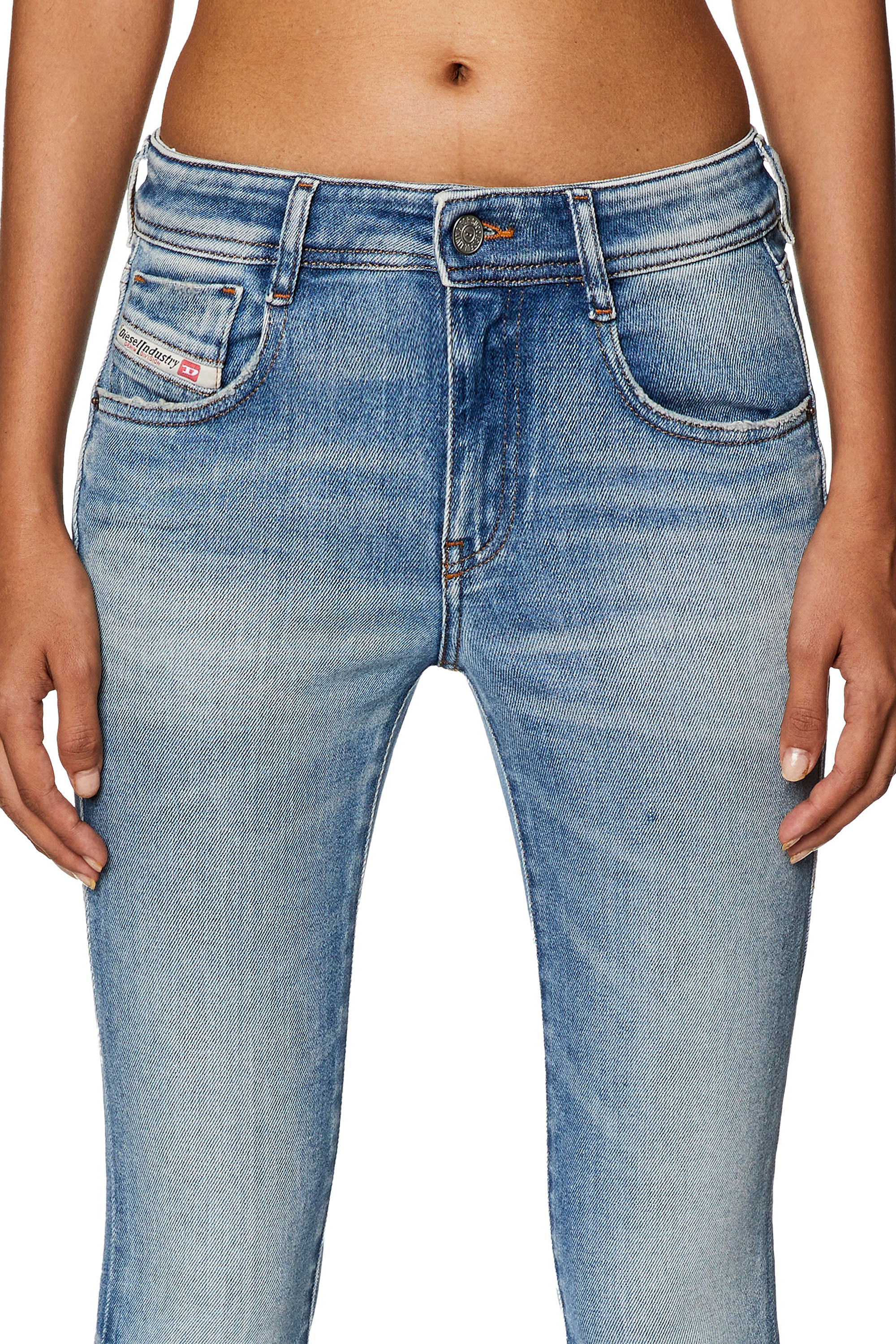 Diesel - Bootcut and Flare Jeans 1969 D-Ebbey 09G70 Mujer, Azul Claro - 5