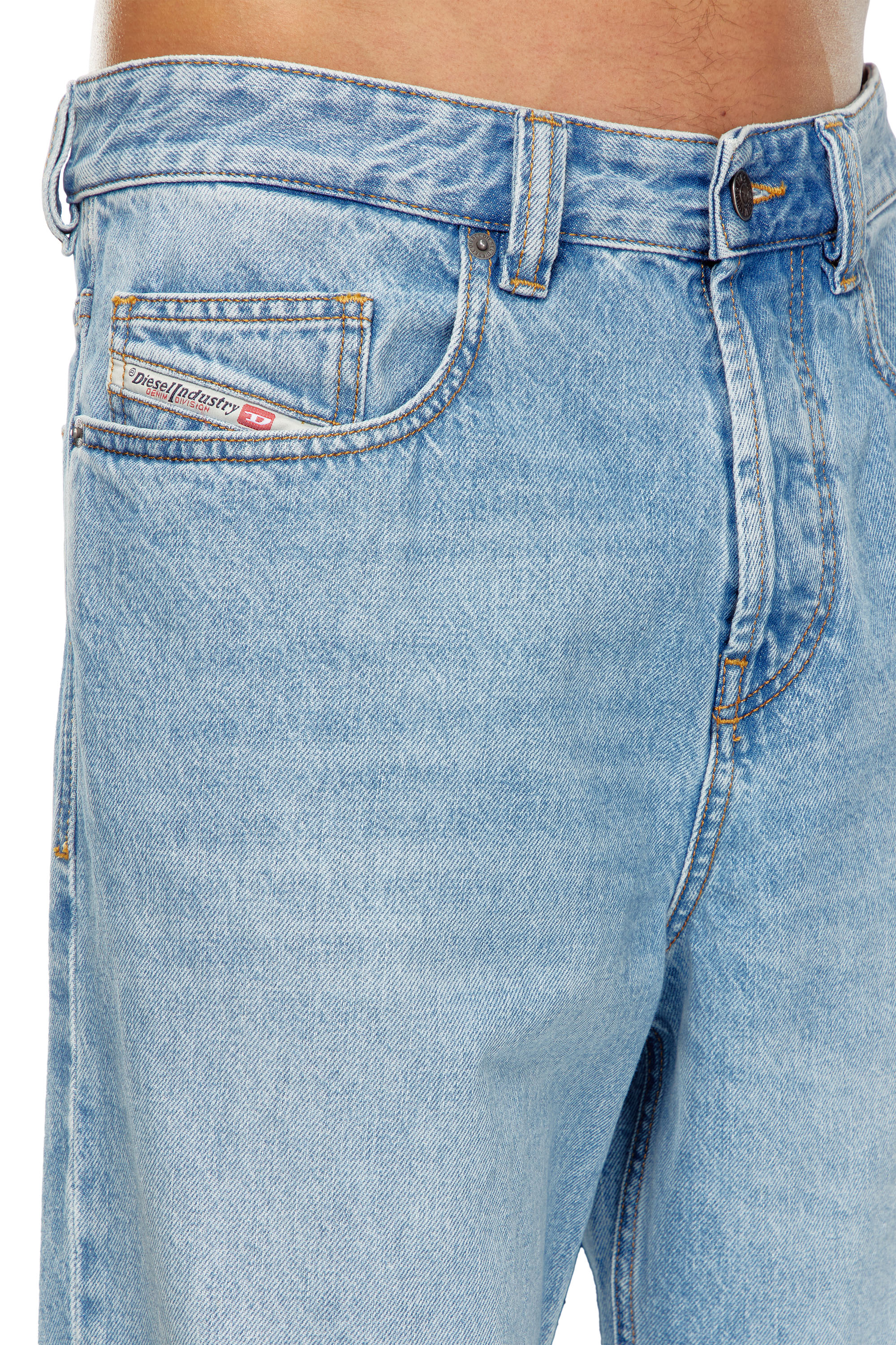 Diesel - Relaxed Jeans 2001 D-Macro 09I29 Hombre, Azul Claro - 4