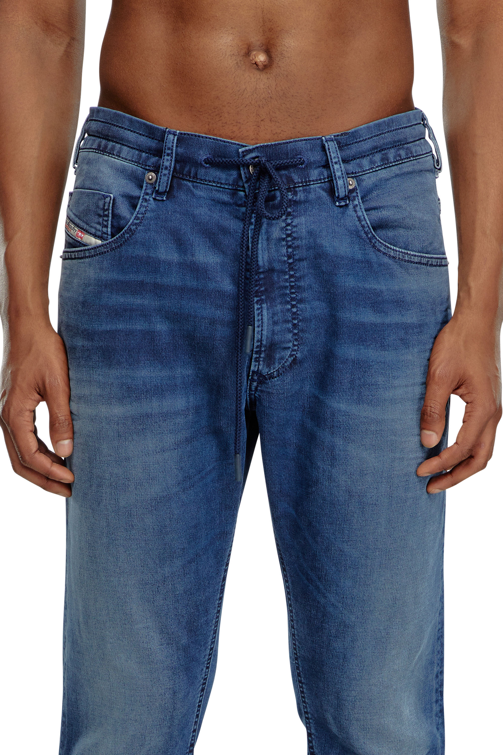 Diesel - Regular 2030 D-Krooley Joggjeans® 068LX Hombre, Azul Oscuro - 5