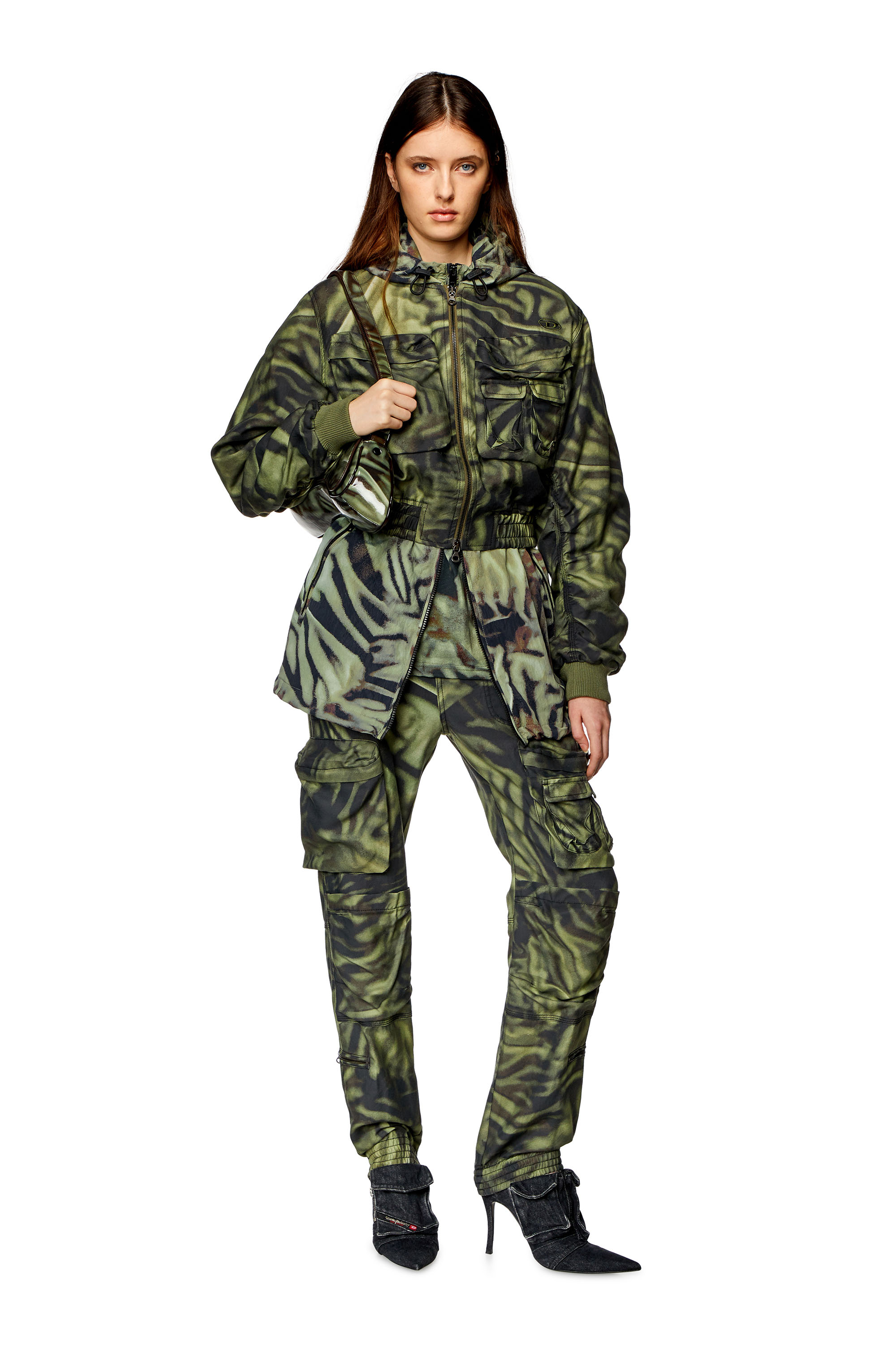 Diesel - G-KHLOW, Woman's Cargo bomber in zebra-camo twill in Black/Green - 2