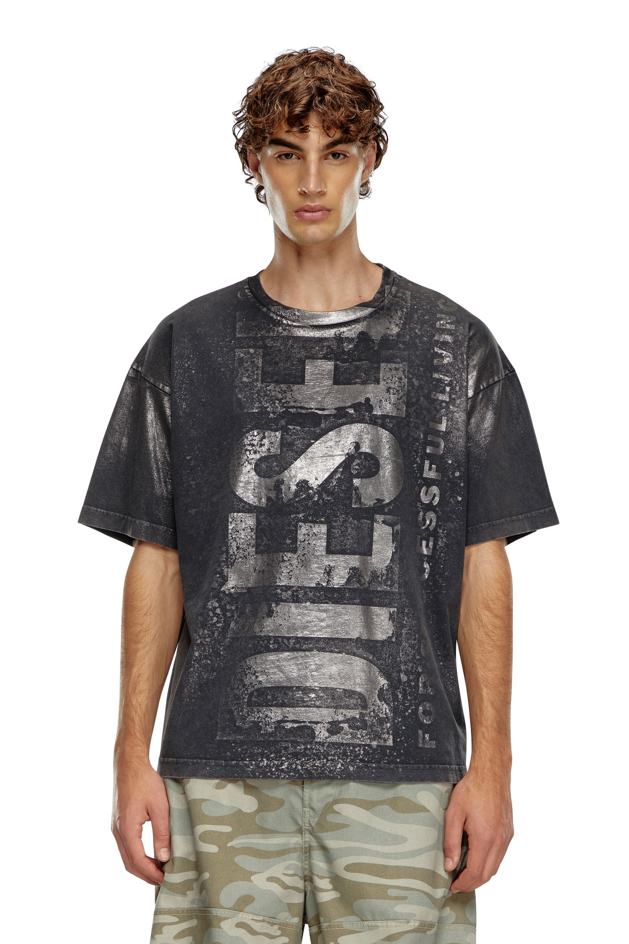 Diesel - T-BOXT-Q23, Camiseta con el logotipo y efectos metálicos Hombre in Negro - 1