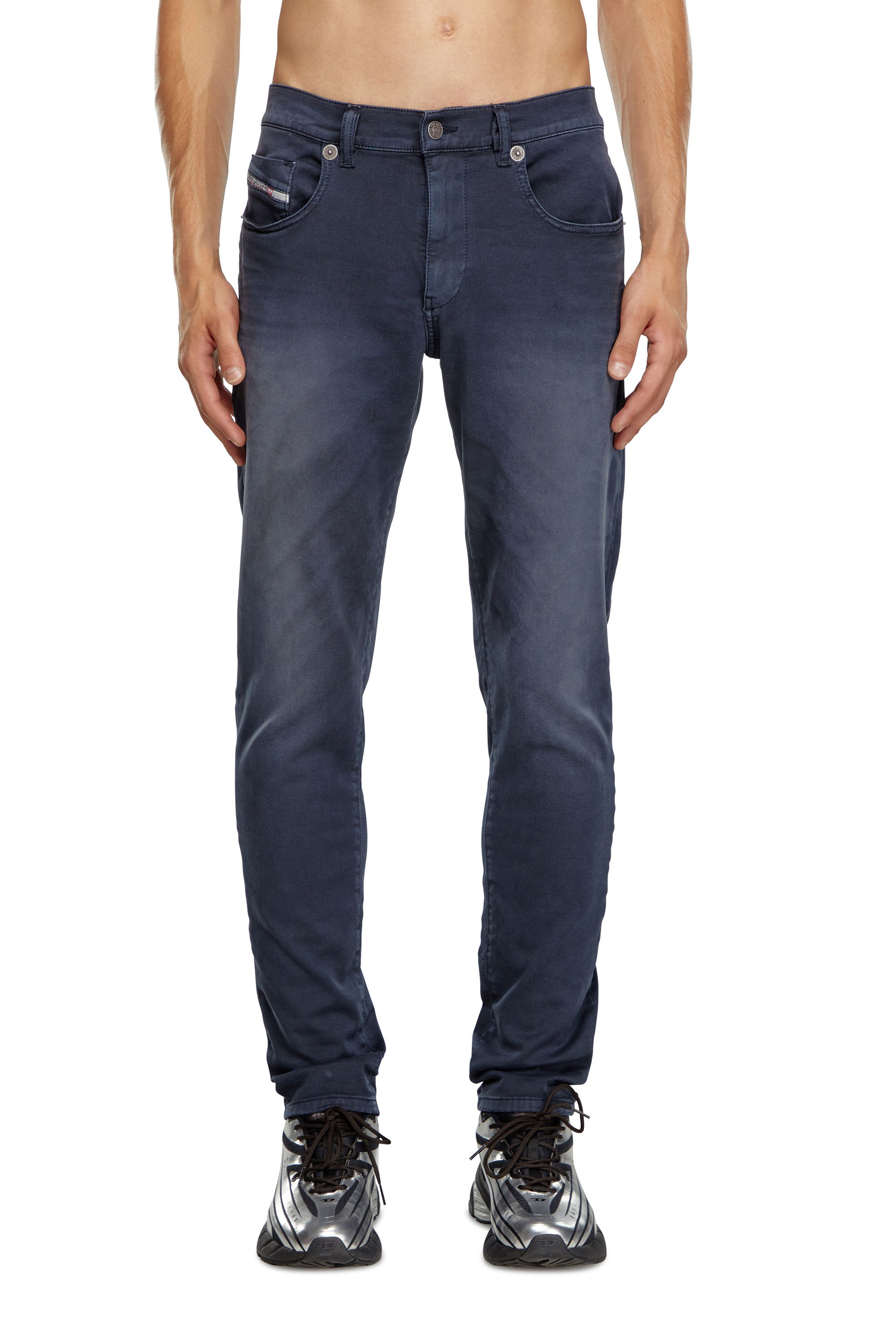 Diesel - Man's Slim 2060 D-Strukt Joggjeans® 0670M, Dark Blue - 2