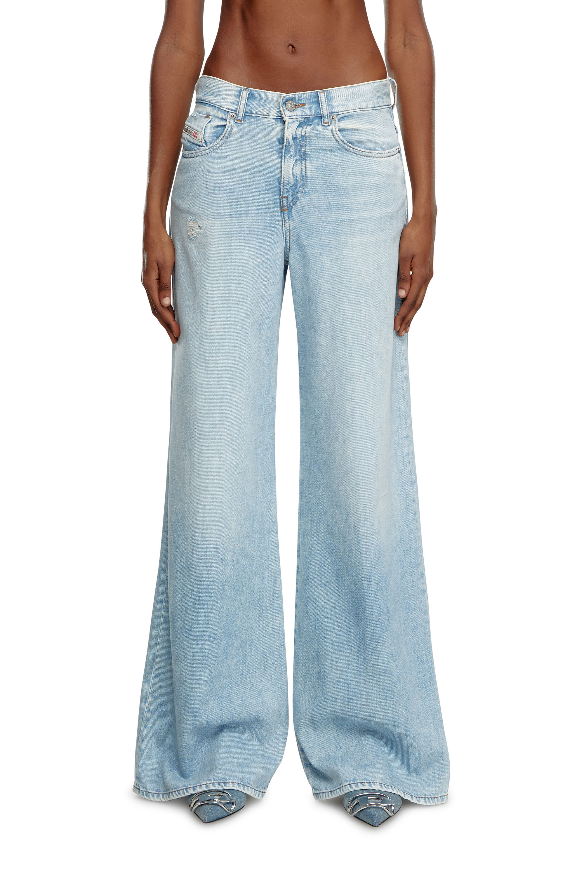 Diesel - Flare Jeans 1978 D-Akemi 068MQ Mujer, Azul Claro - 1