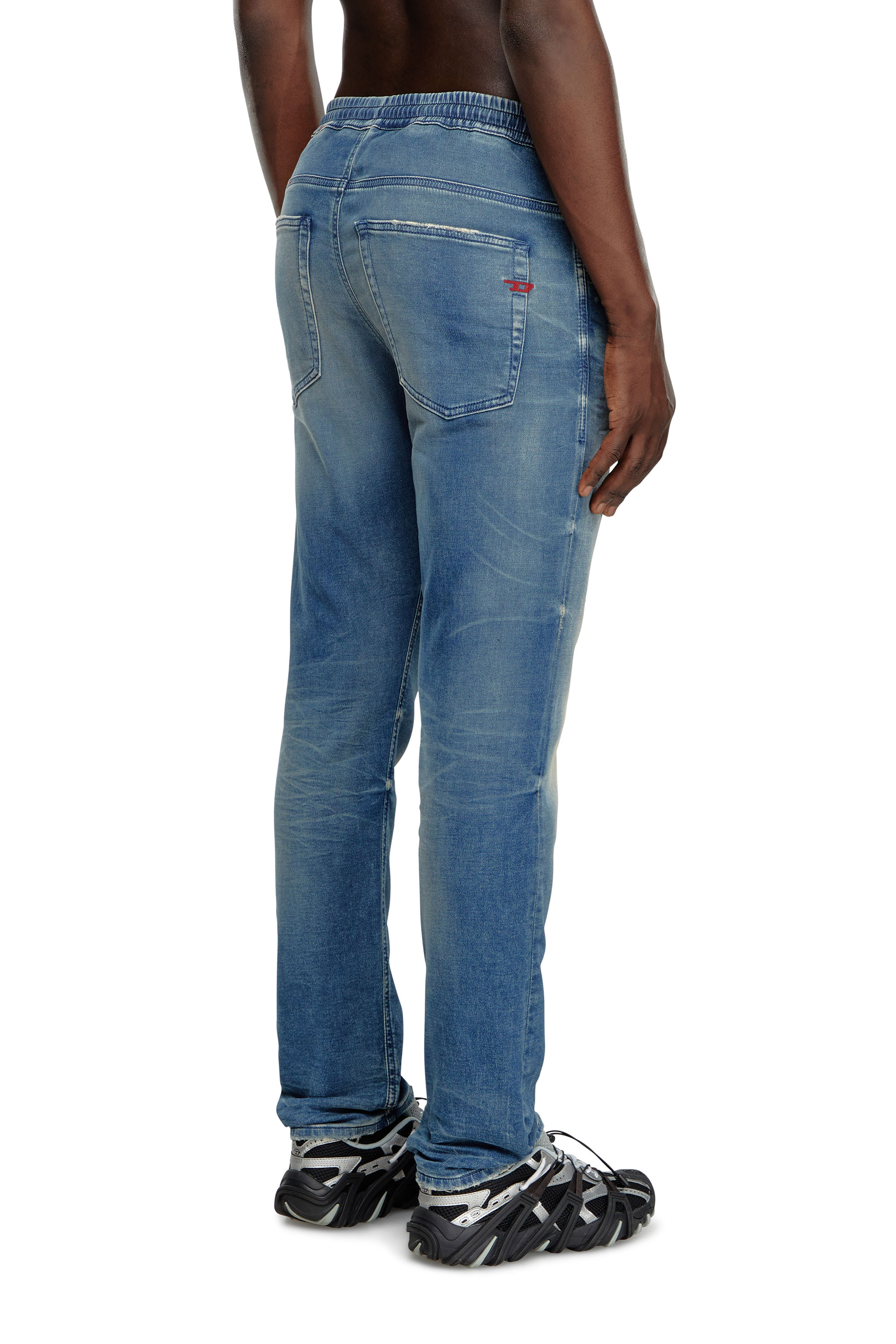 Diesel - Regular 2030 D-Krooley Joggjeans® 068MG Hombre, Azul medio - 4