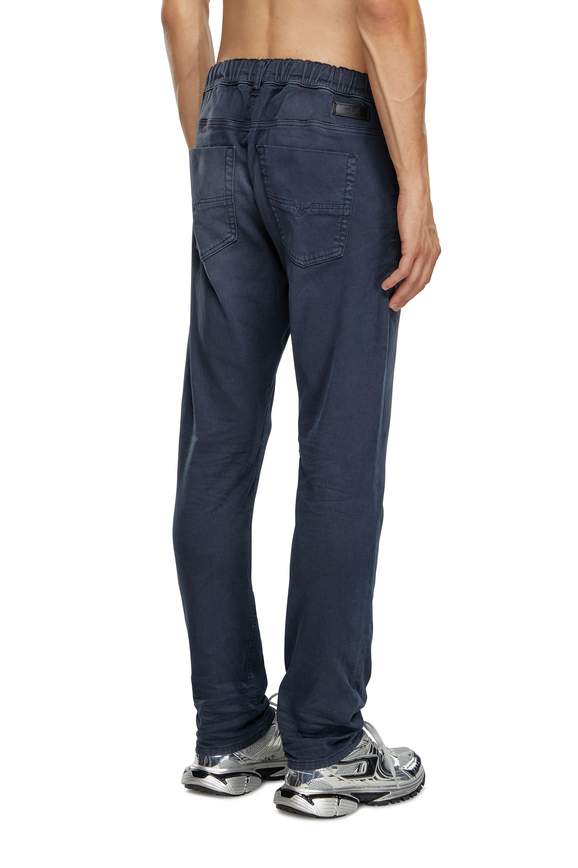 Diesel - Regular 2030 D-Krooley Joggjeans® 0670M Hombre, Azul Oscuro - 4