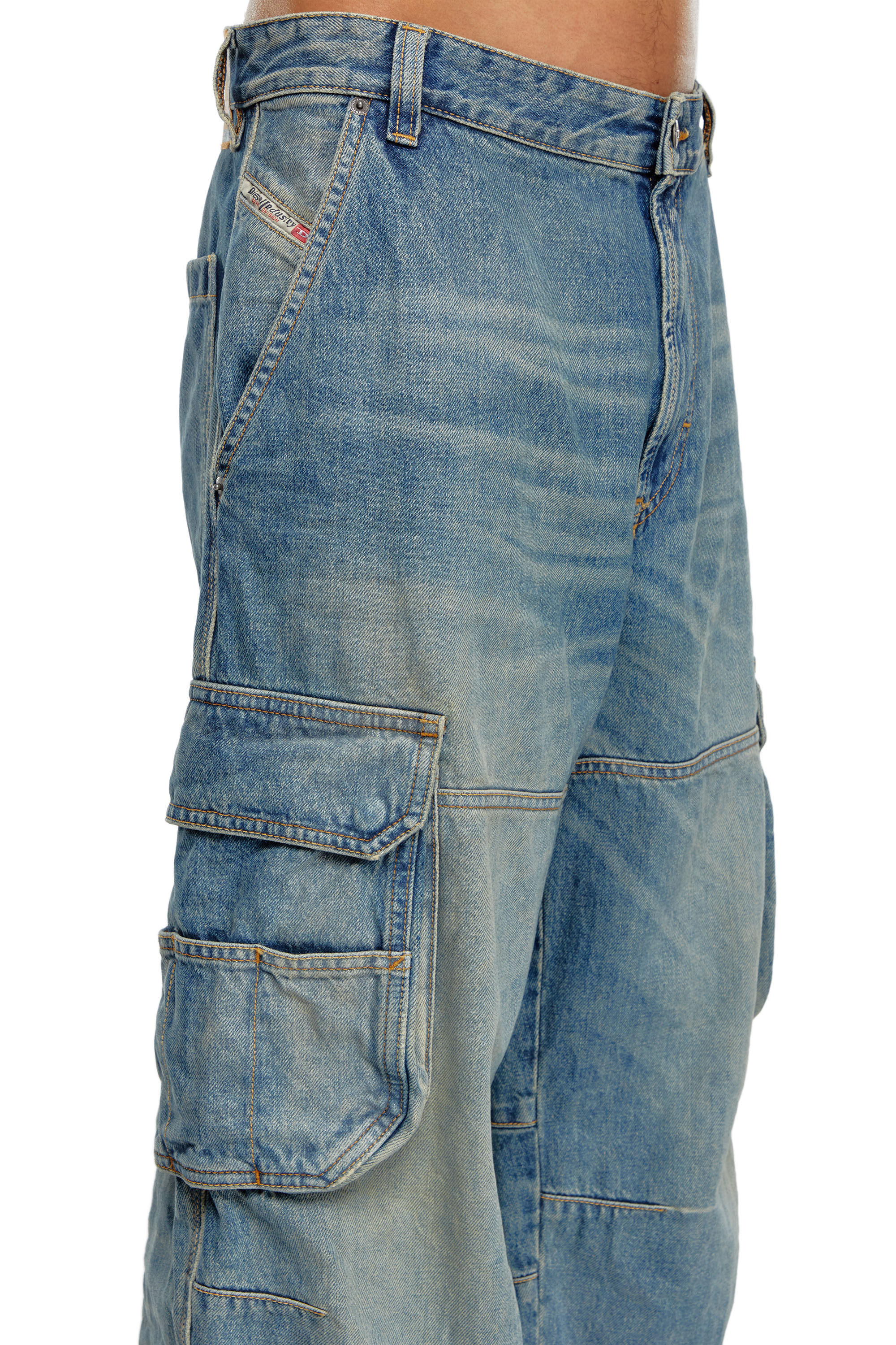 Diesel - Relaxed Jeans D-Fish 09J83 Hombre, Azul Claro - 5