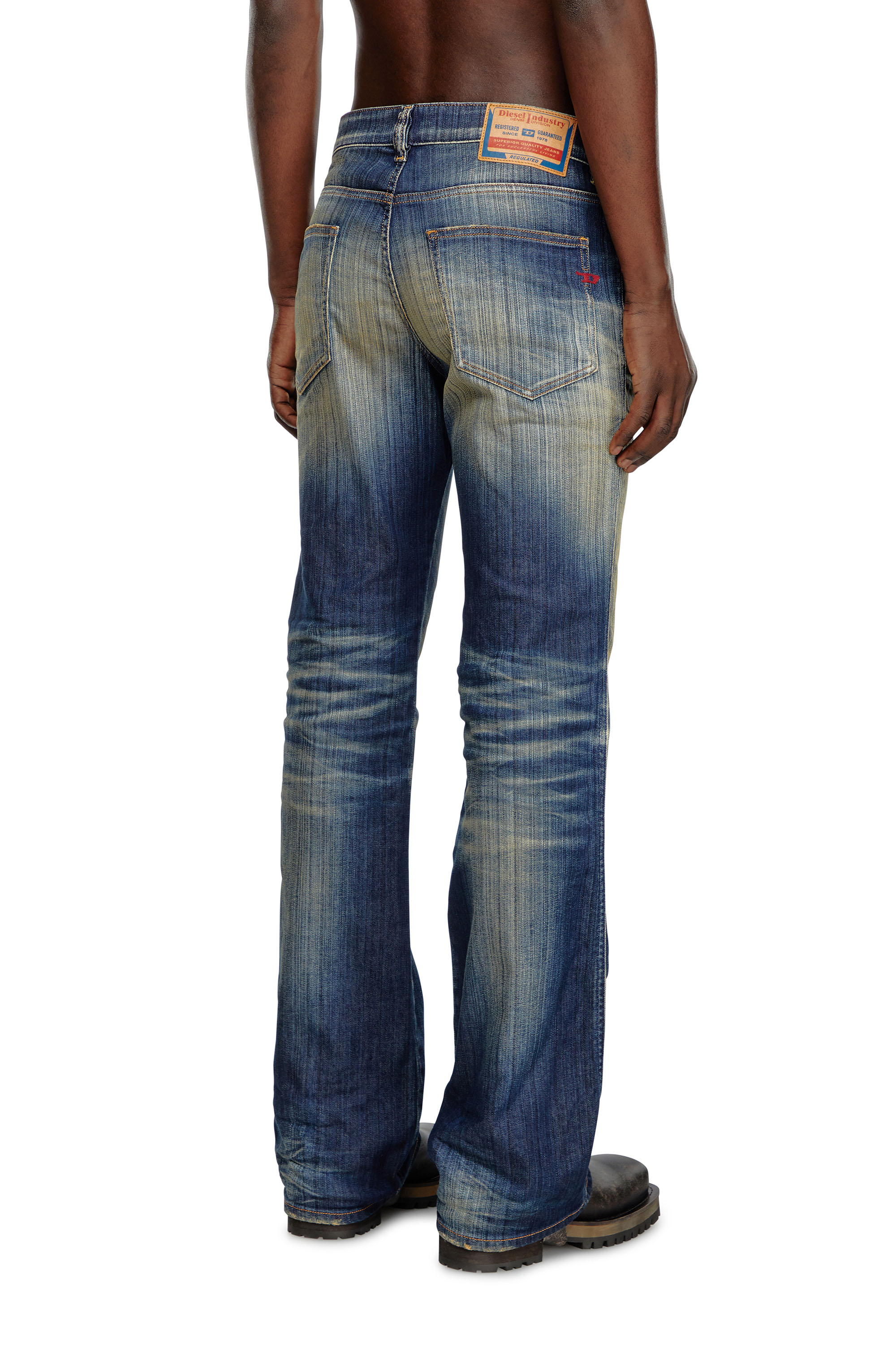 Diesel - Man's Bootcut Jeans 1998 D-Buck 09J46, Dark Blue - 3