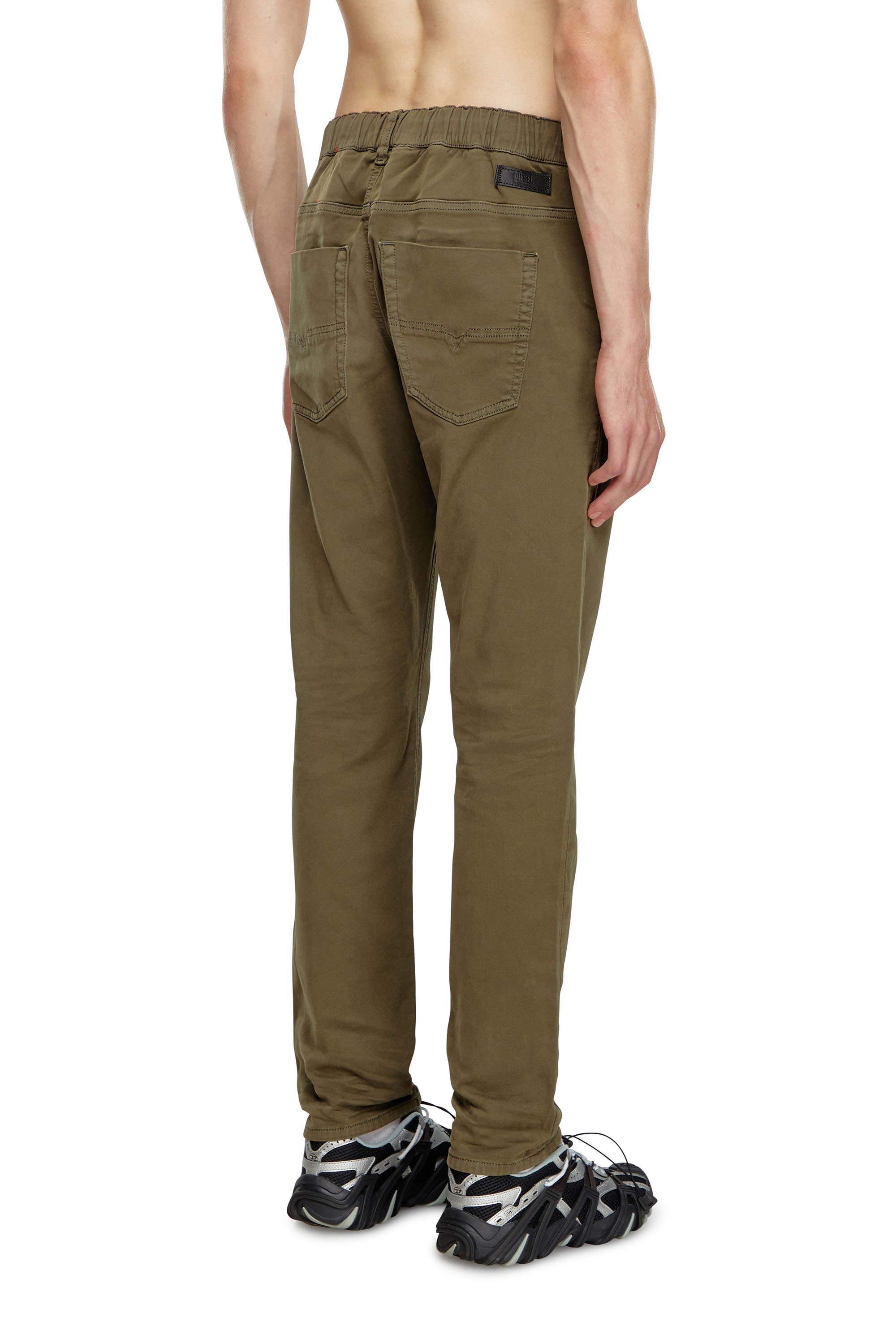 Diesel - Regular 2030 D-Krooley Joggjeans® 0670M Hombre, Verde Militar - 4