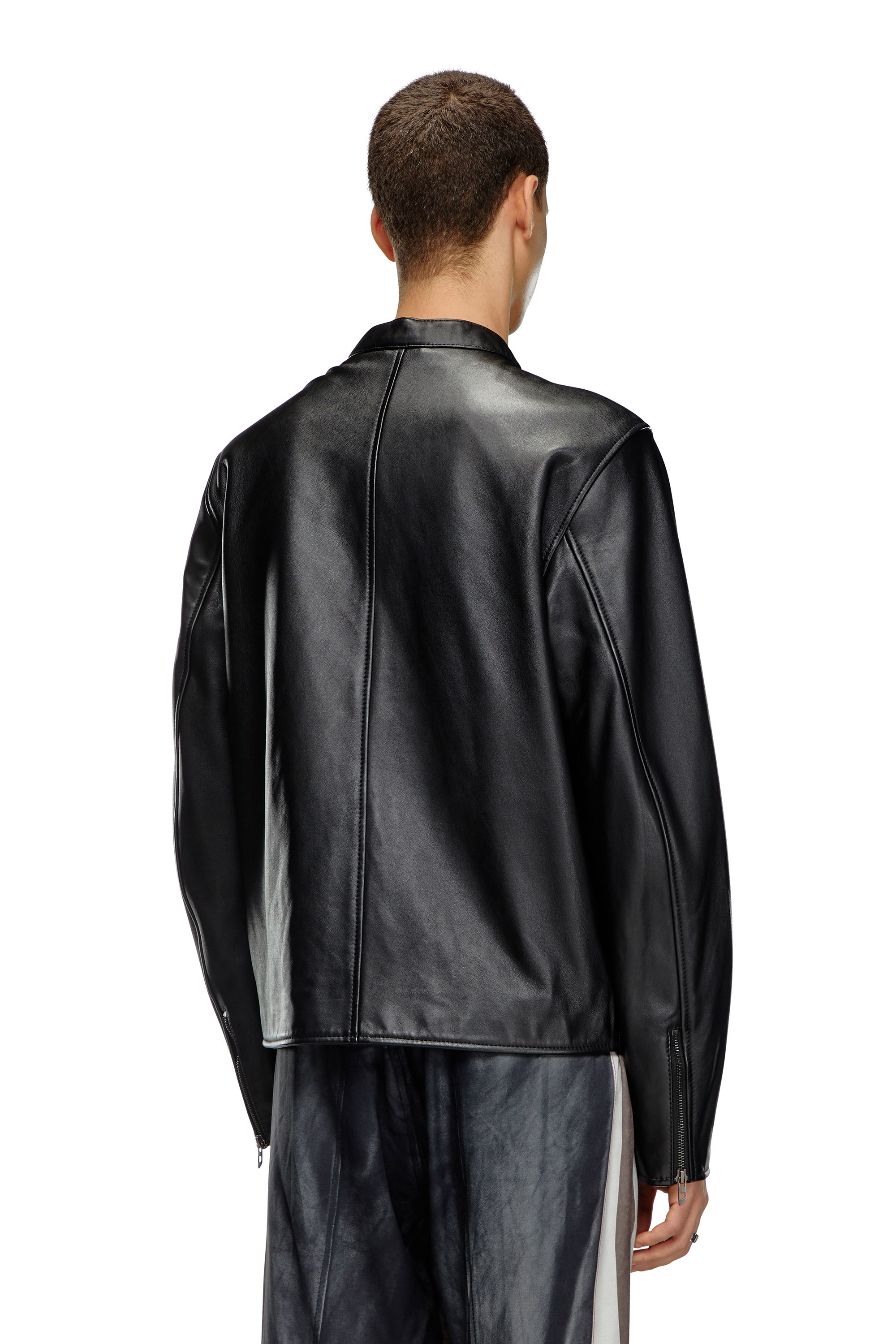 Diesel - L-CARVER, Chaqueta biker de cuero con logotipo en relieve Hombre in Negro - 3