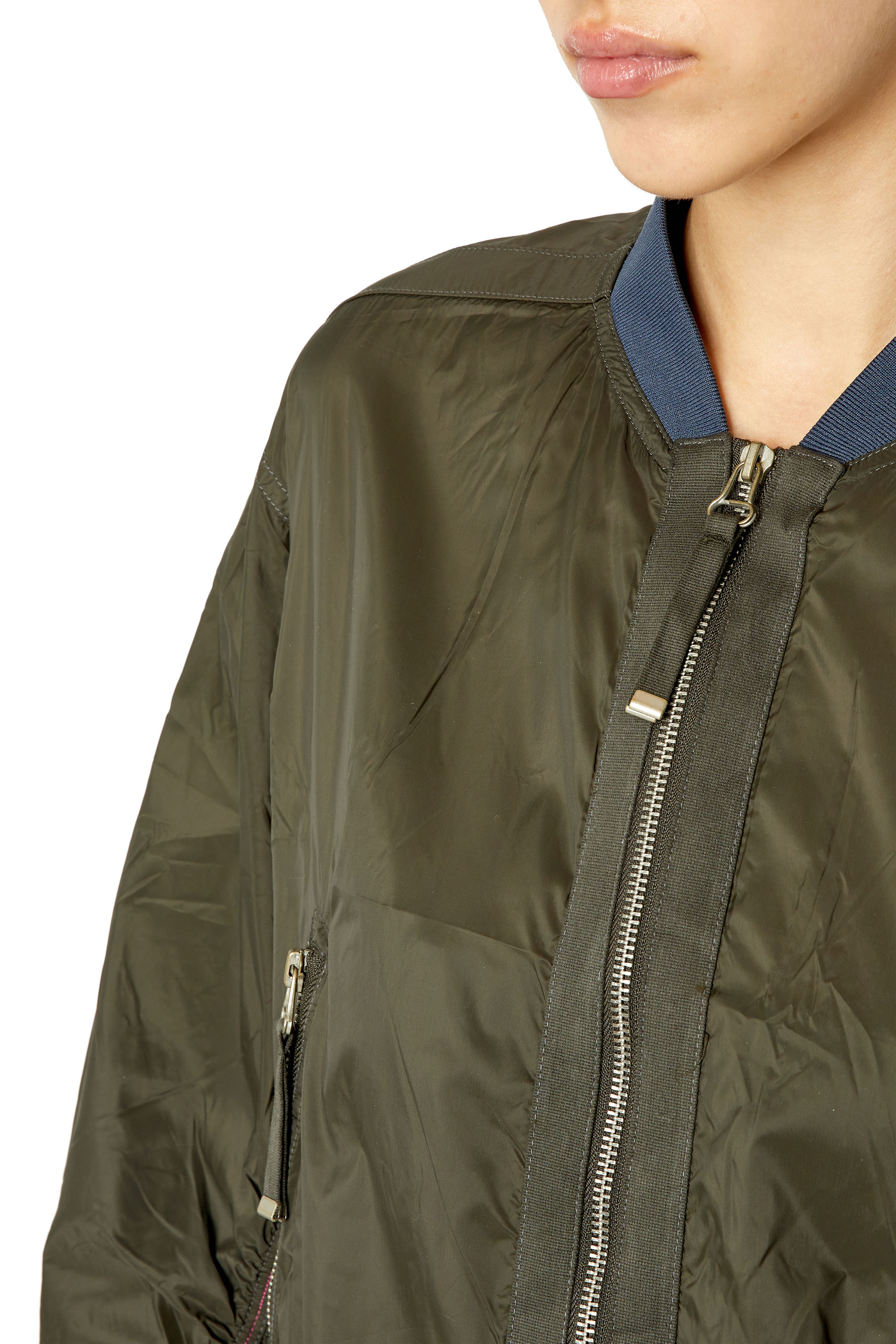 Diesel - G-NOAK, Chaqueta bomber en nylon ligero Mujer in Verde - 4