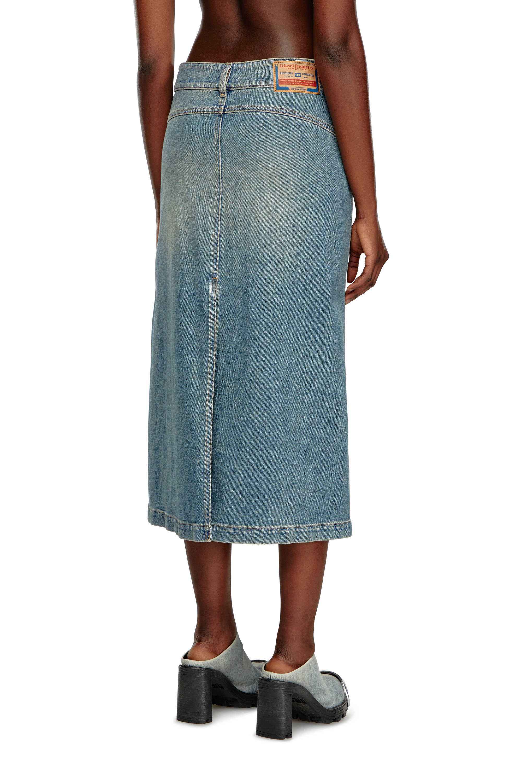 Diesel - DE-HUSH-MID, Woman's Midi skirt in denim in Light Blue - 4