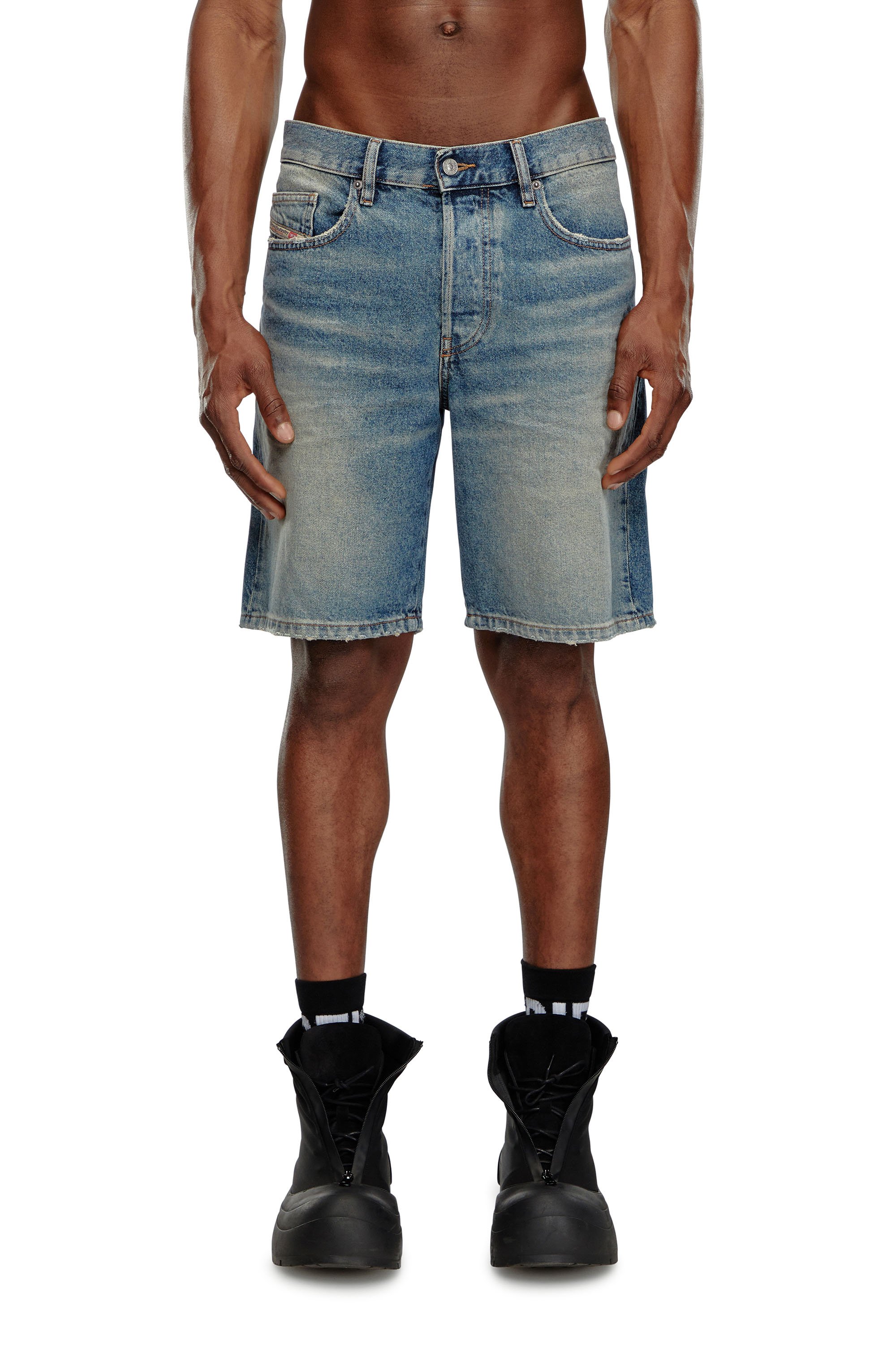 Diesel - REGULAR-SHORT, Pantalones cortos en denim Hombre in Azul marino - 1