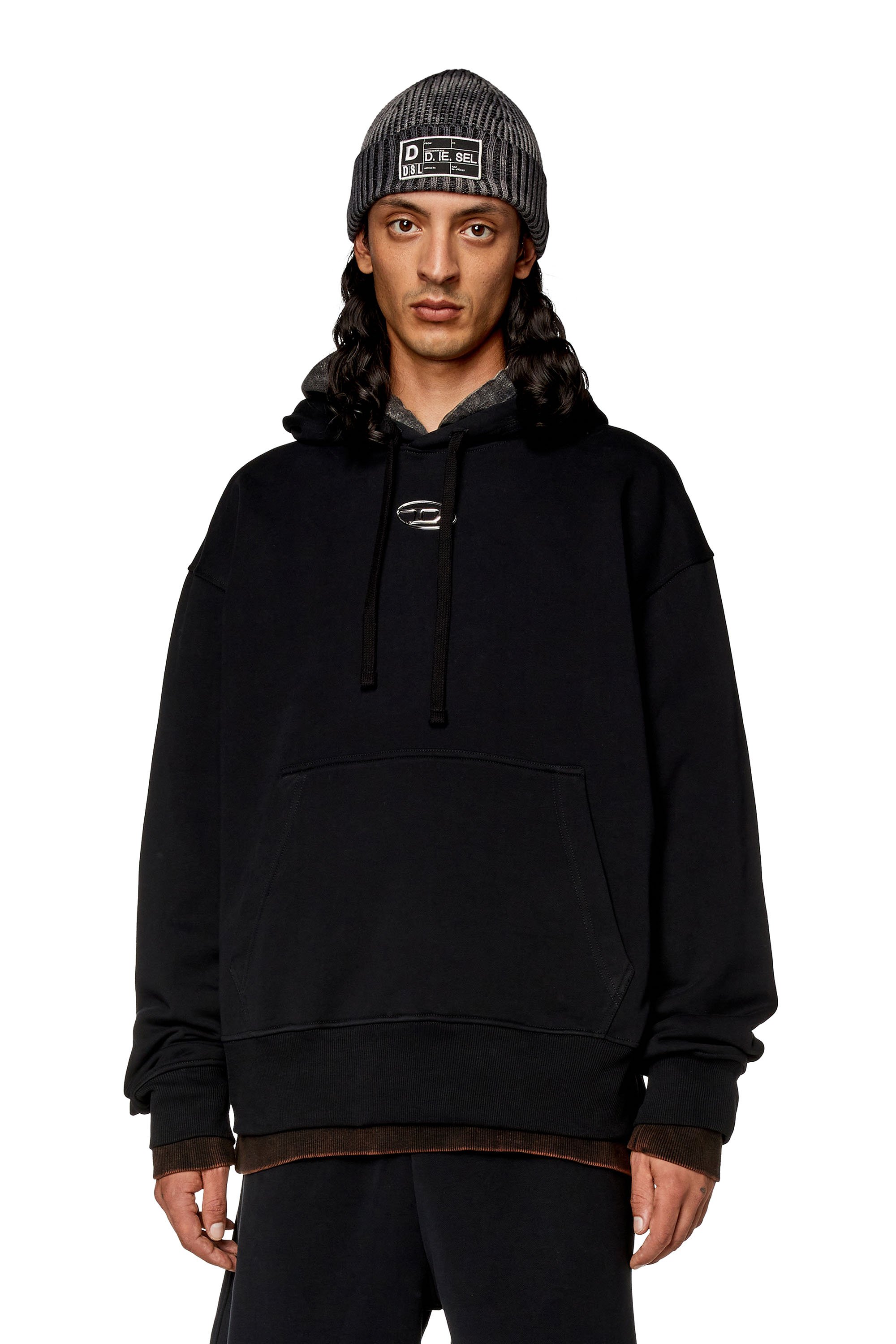 Diesel - S-MACS-HOOD-OD, Sudadera con capucha extragrande con logotipo metálico Hombre in Negro - 1