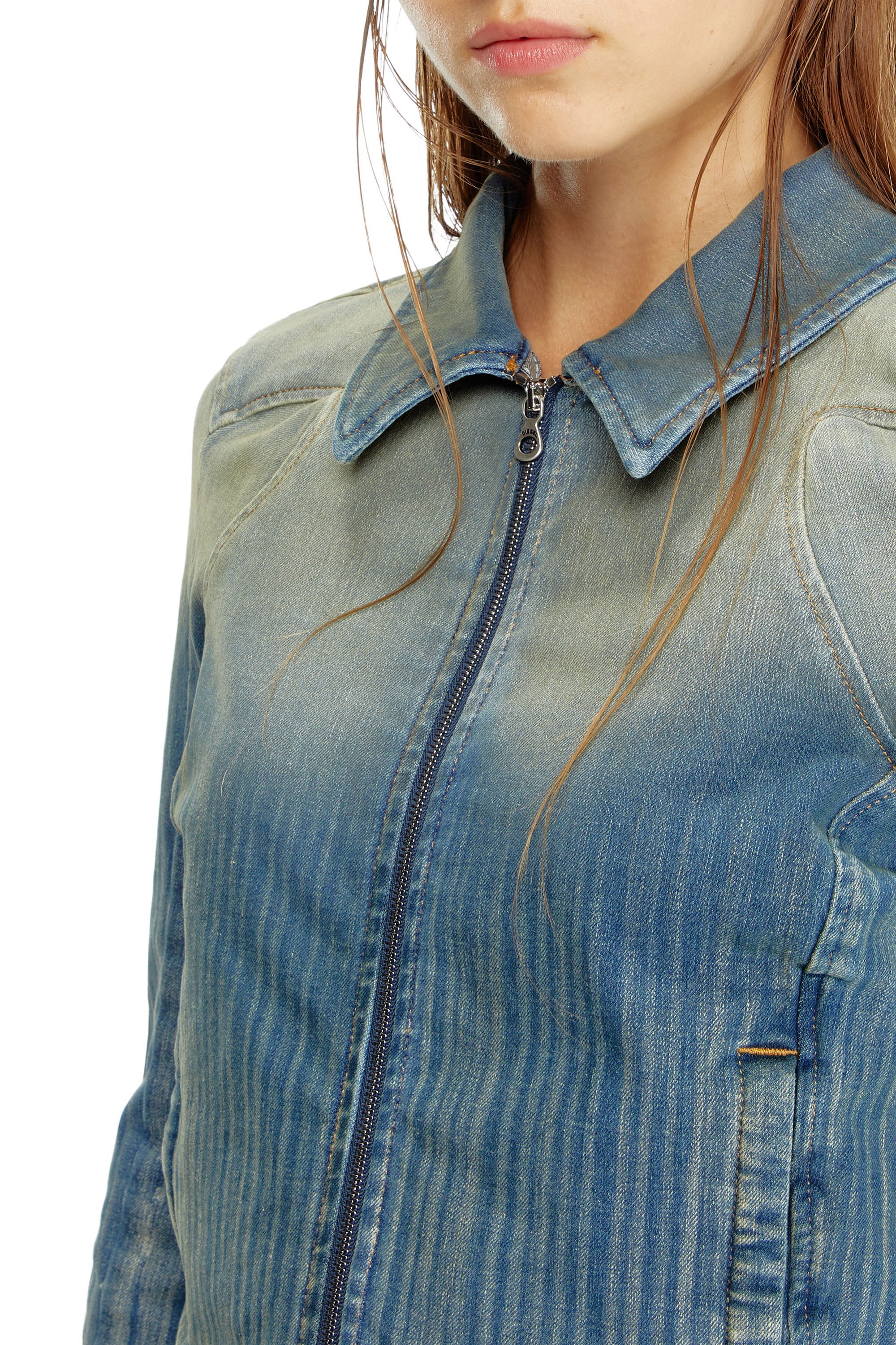 Diesel - DE-SILEN-S, Chaqueta recortada en denim claro con efecto a rayas Mujer in Azul marino - 4